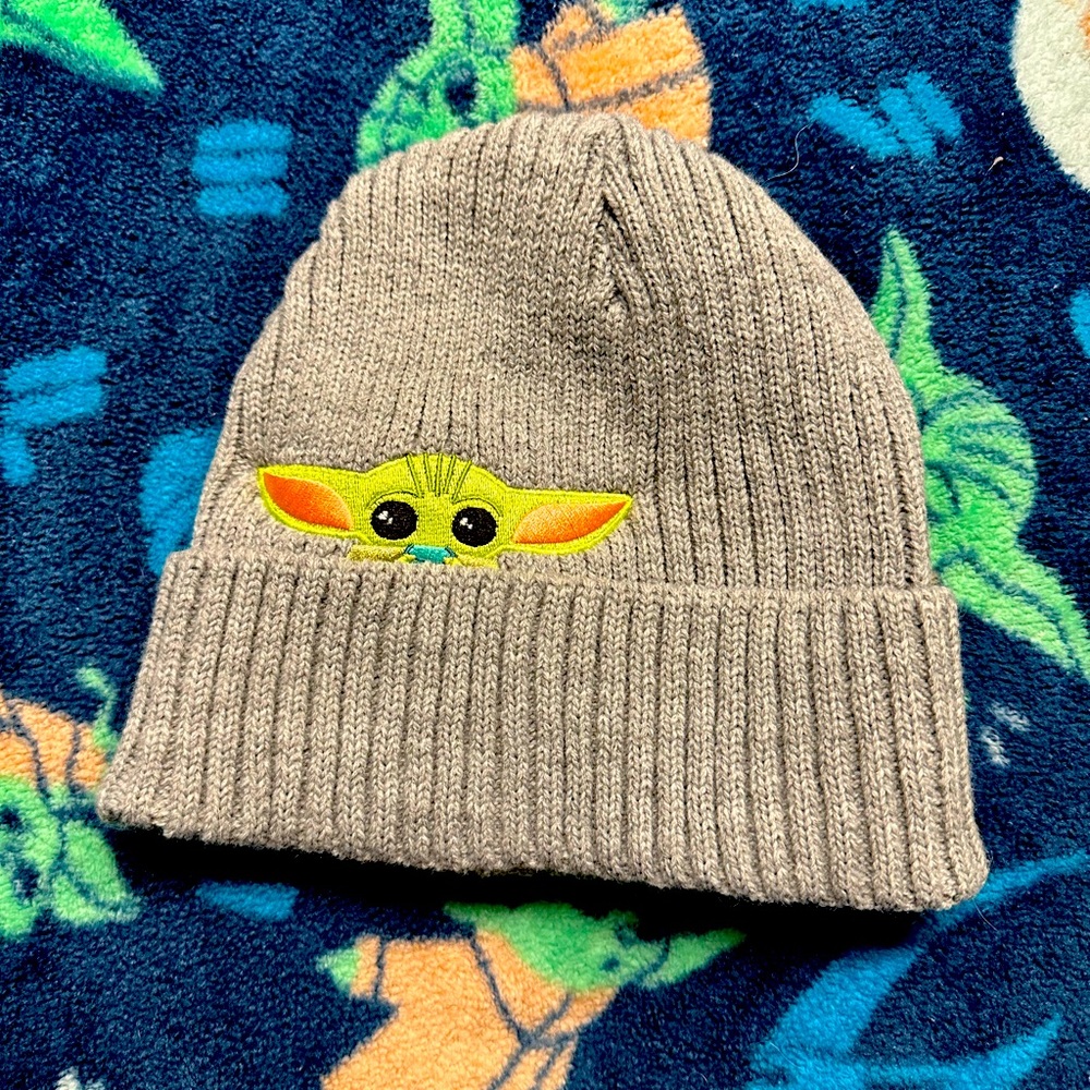 Baby yoda beanie